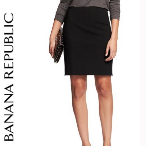 Banana Republic Black slim fitting skirt, size 4 - Picture 1 of 4